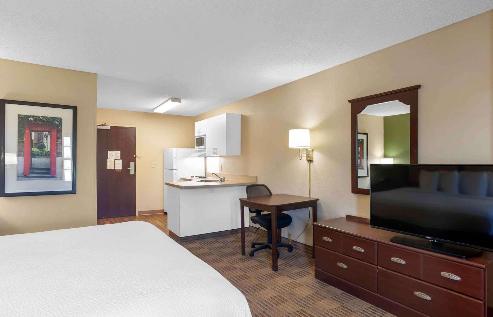 Extended Stay America Suites - Rockford - I-90 Eksteriør billede