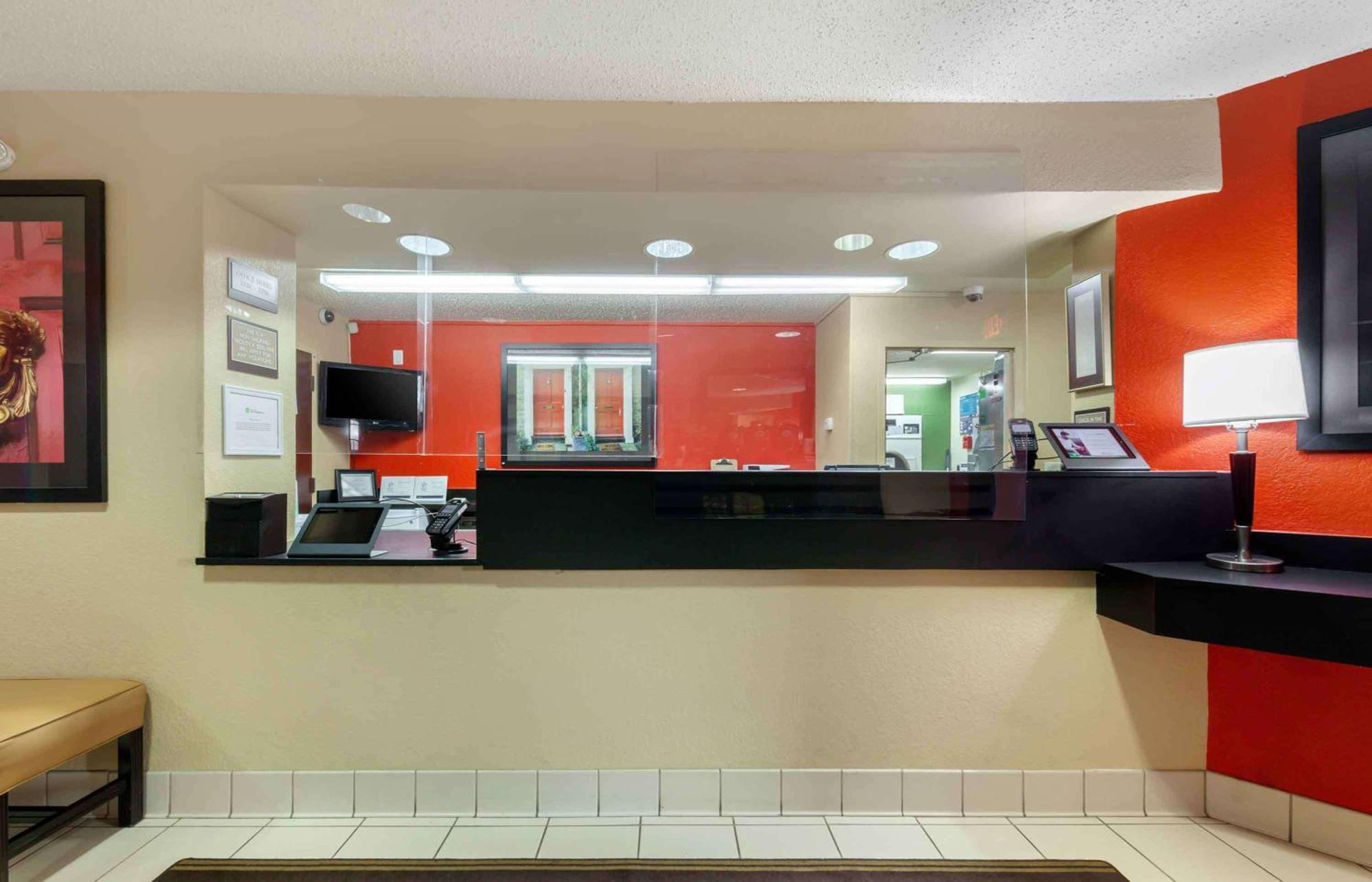 Extended Stay America Suites - Rockford - I-90 Eksteriør billede